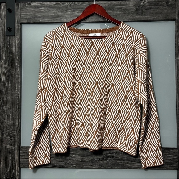 H by Halston Tops - H by Halston Brown and White Geometric Sweater Women's L Teacher Office